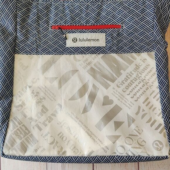 Lululemon large one-of-a-kind upcycle handmade tote - Picture 5 of 11